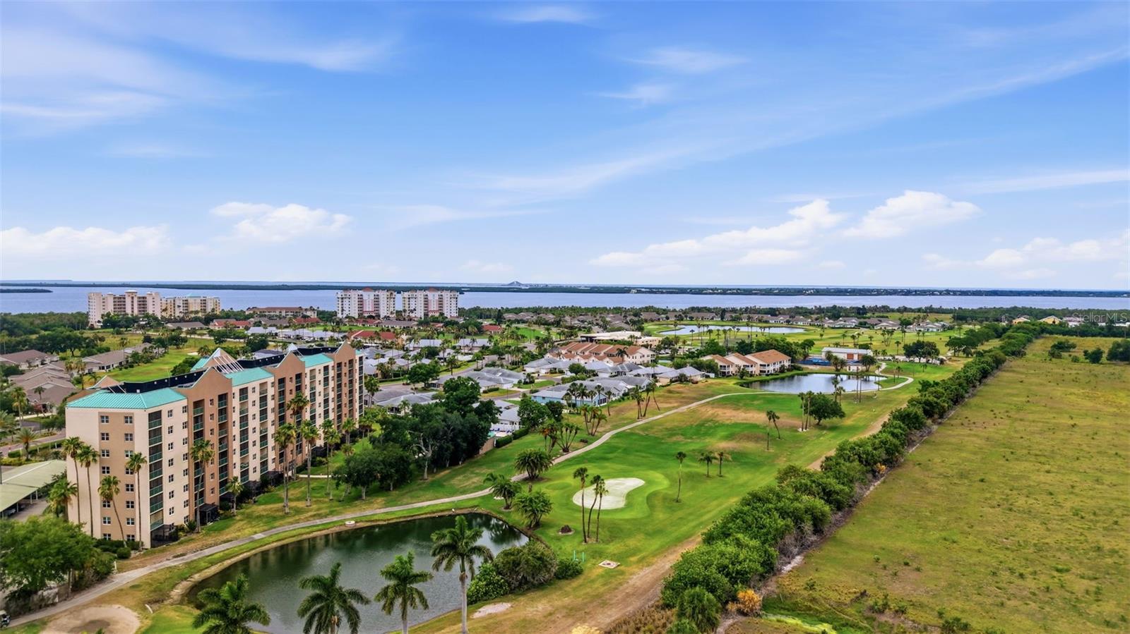 THE TERRA CEIA CLUB A CONDOMINI CB28/185 - Residential
