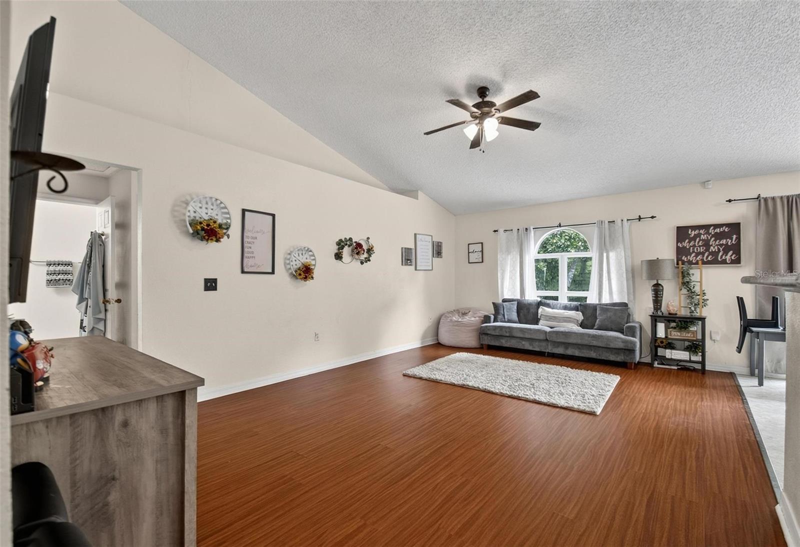 PINE GROVE SEC-25 PALM COAST - Residential