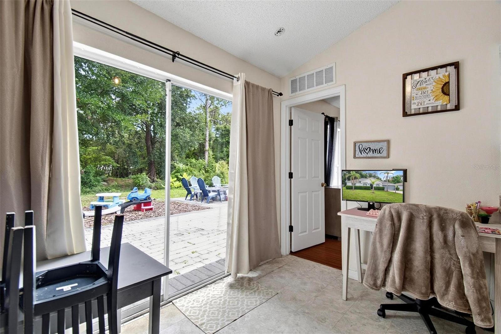 PINE GROVE SEC-25 PALM COAST - Residential