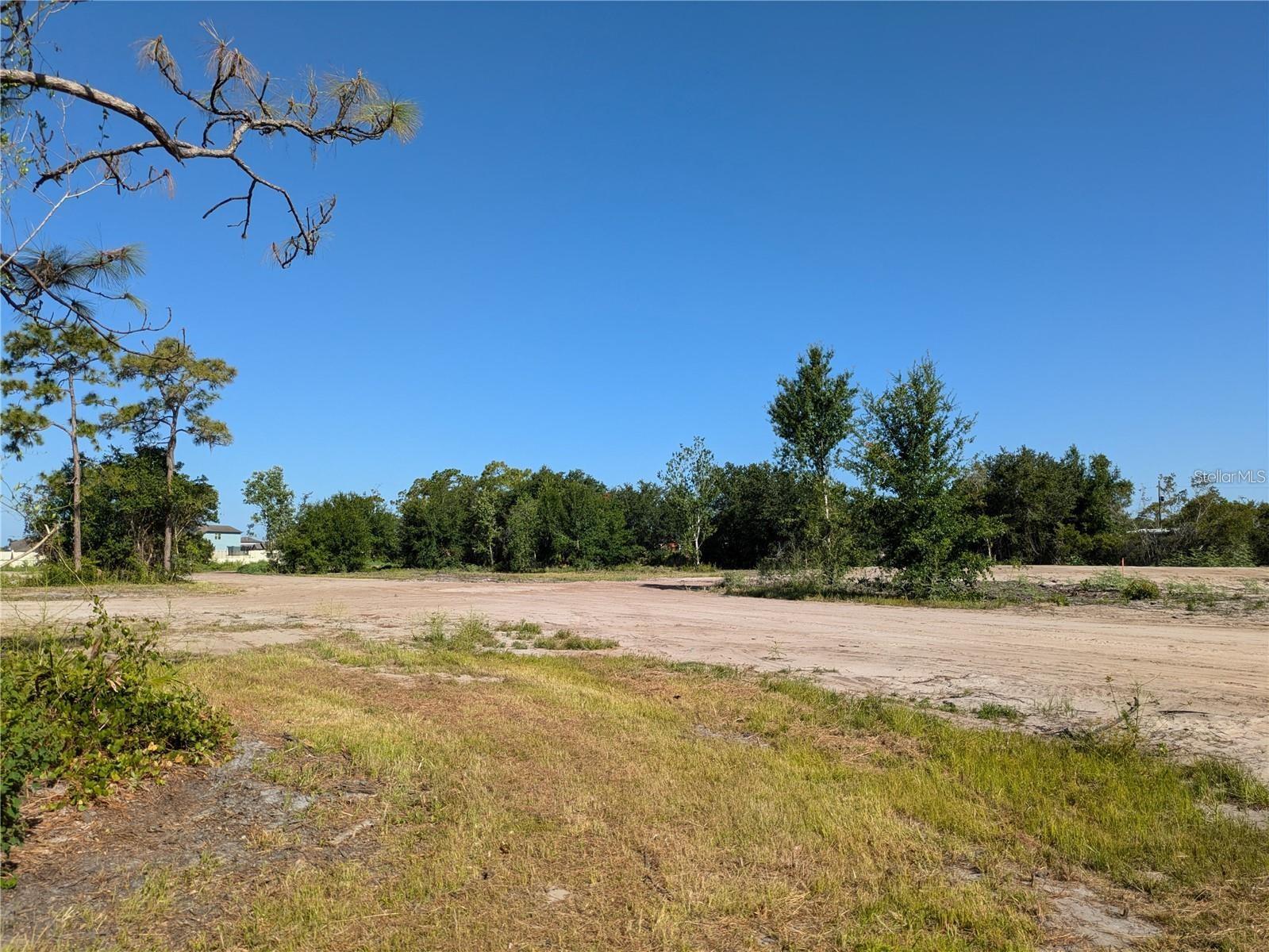 HORIZON MEADOWS - Land