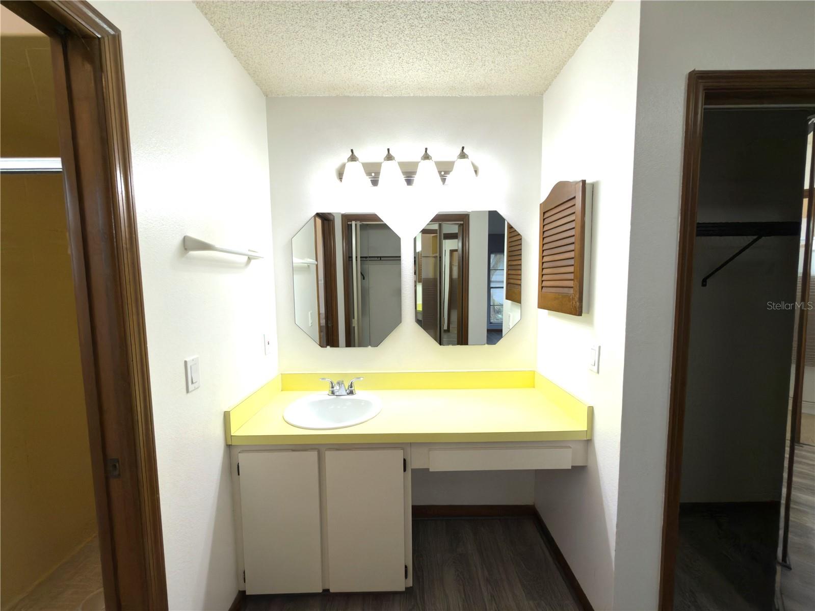 MARION OAKS UN TWO - Residential