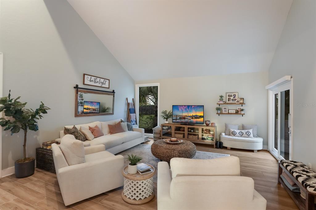 HARBOR HILLS - Residential