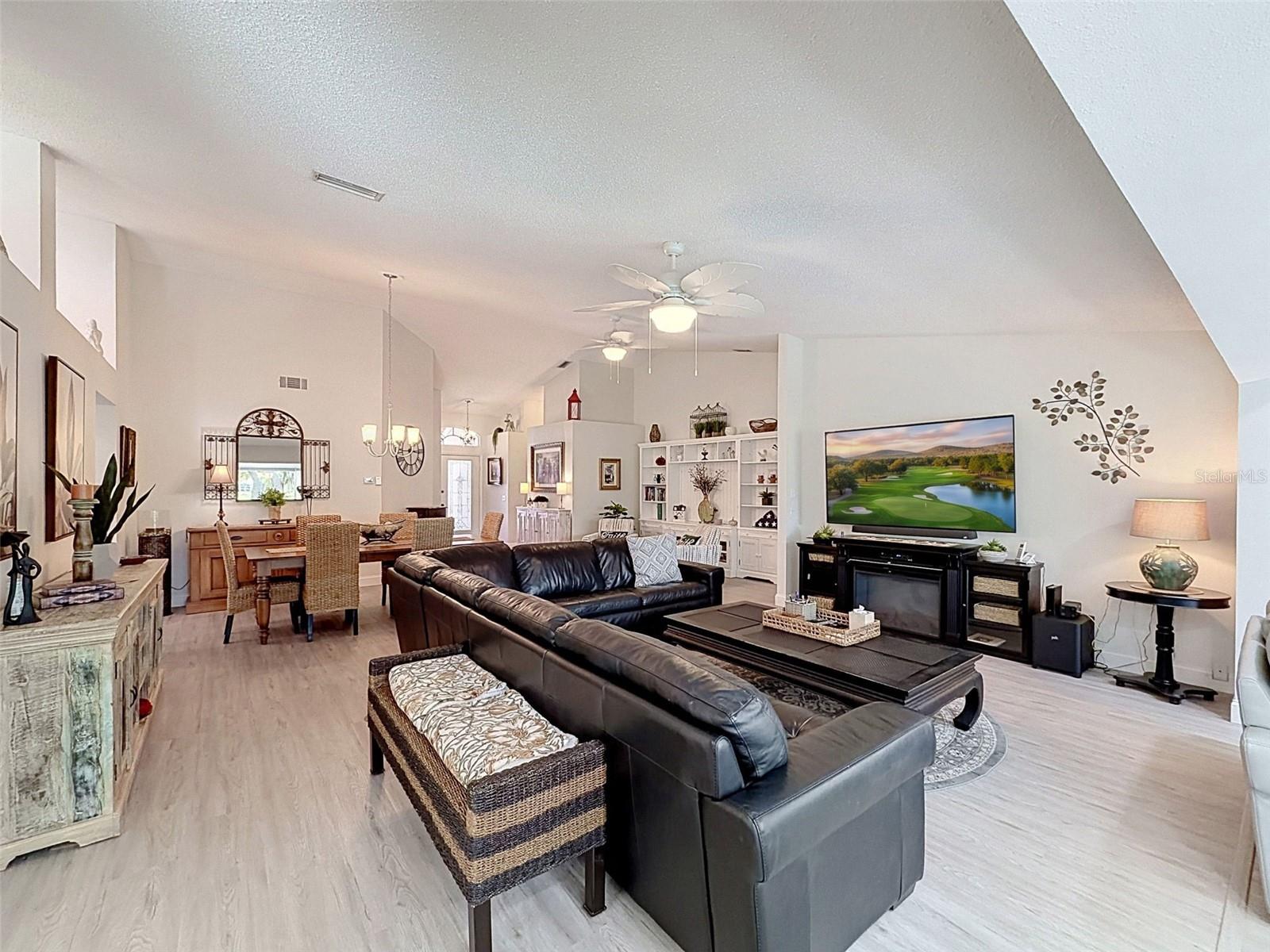 TIMBER PINES - Residential Lease