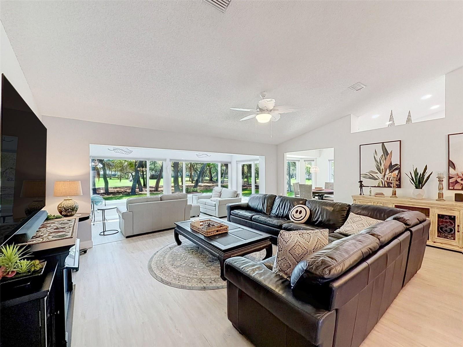 TIMBER PINES - Residential Lease