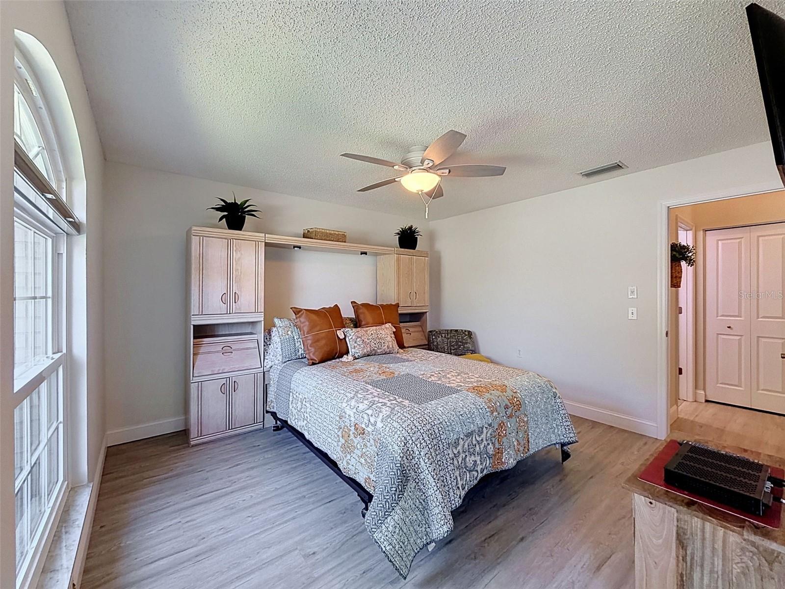 TIMBER PINES - Residential Lease