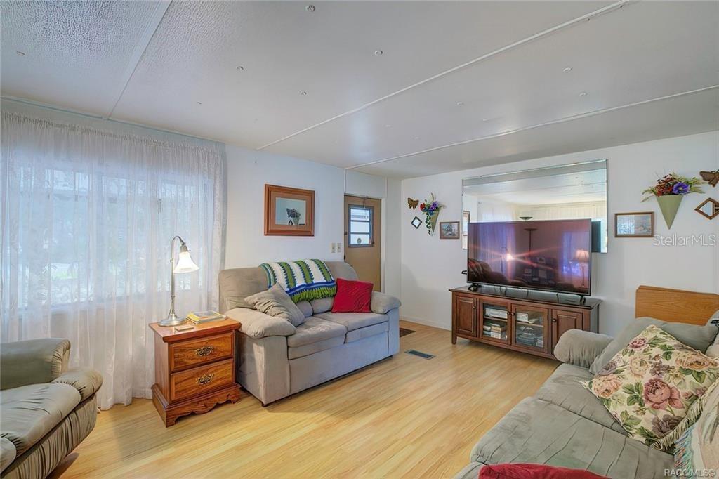 GREEN ACRES UNIT 08 - Residential