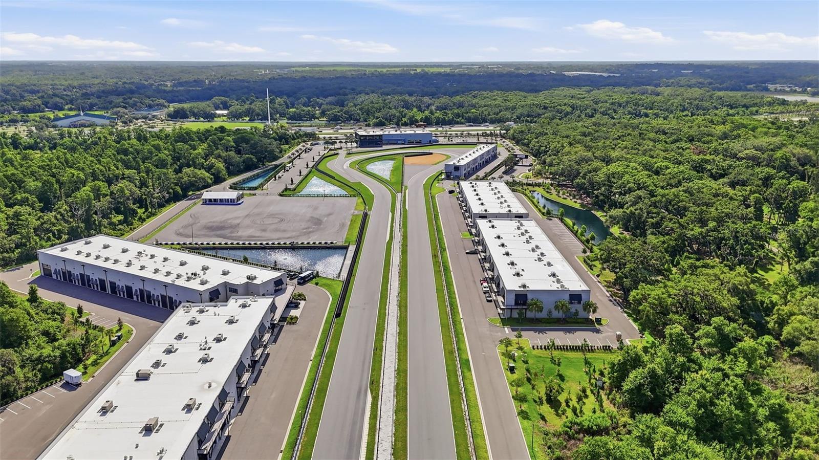 MOTOR ENCLAVE PH 1 - Commercial Sale