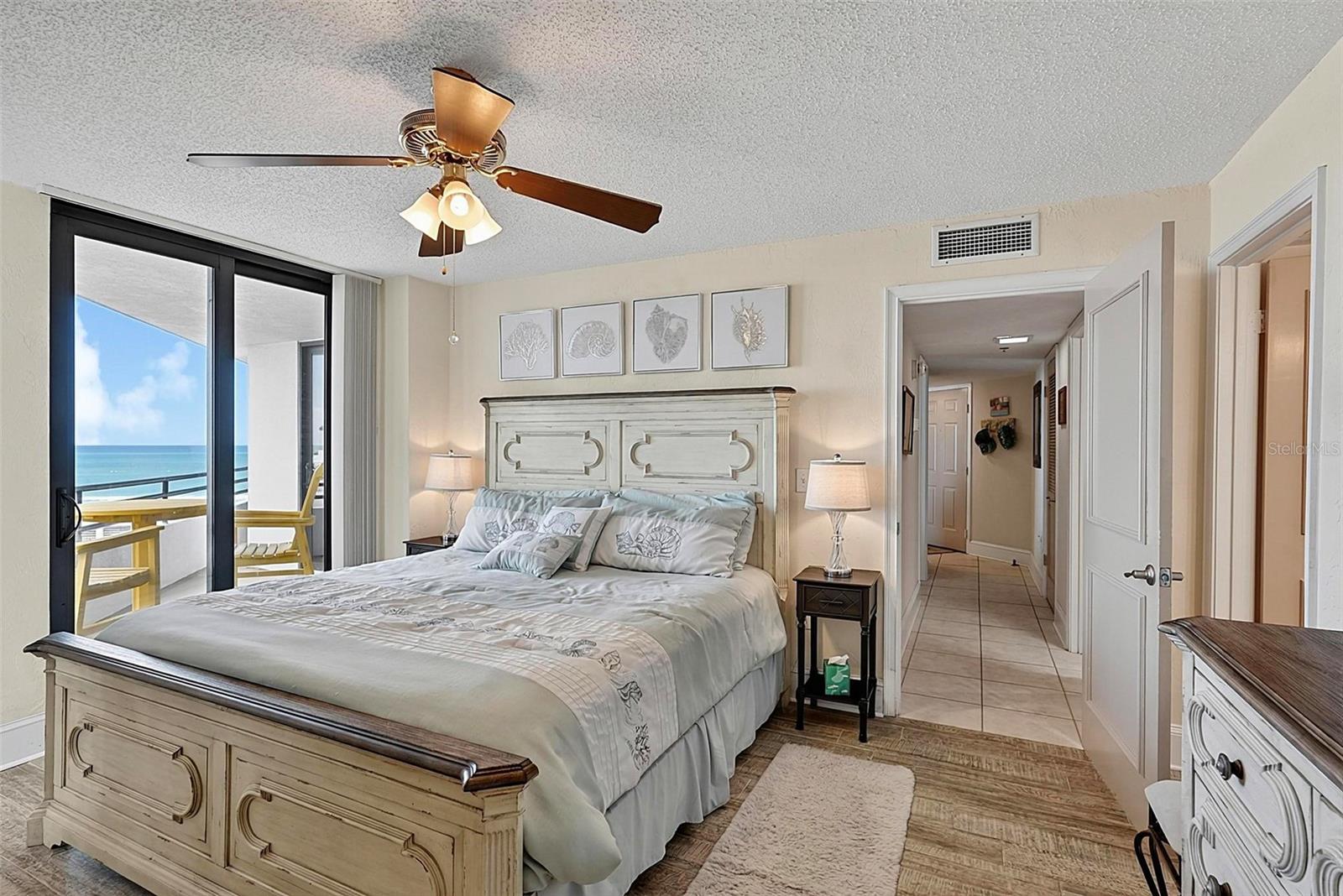 OCEANS ATRIUM 01 - Residential