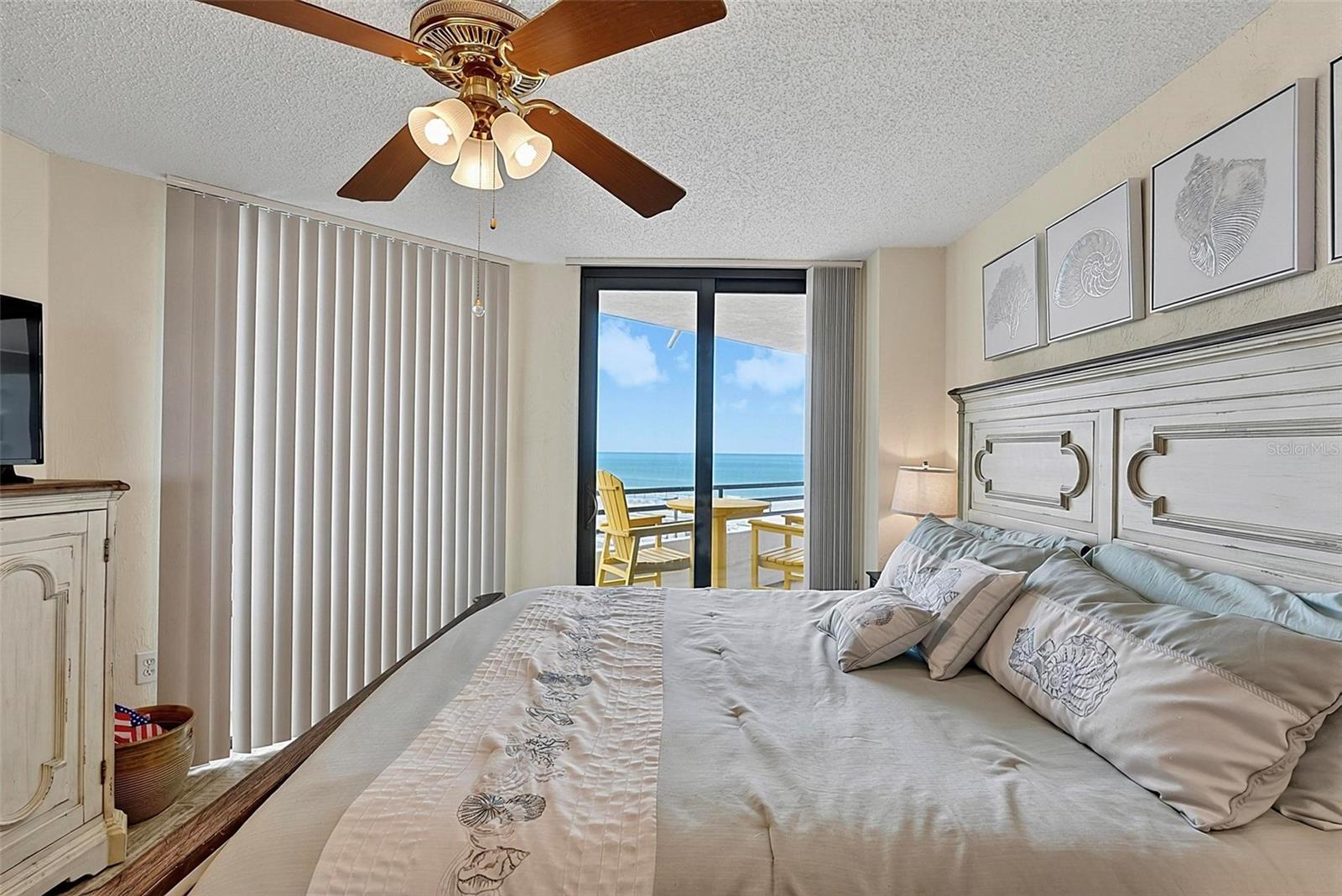 OCEANS ATRIUM 01 - Residential