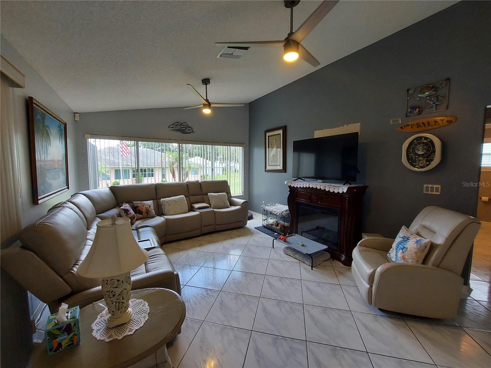 HIGHLAND LAKES PH 01 - Residential