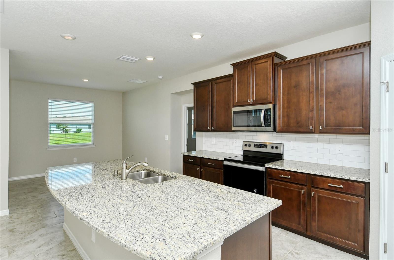 SOLERA AT LAKEWOOD RANCH - Residential Lease