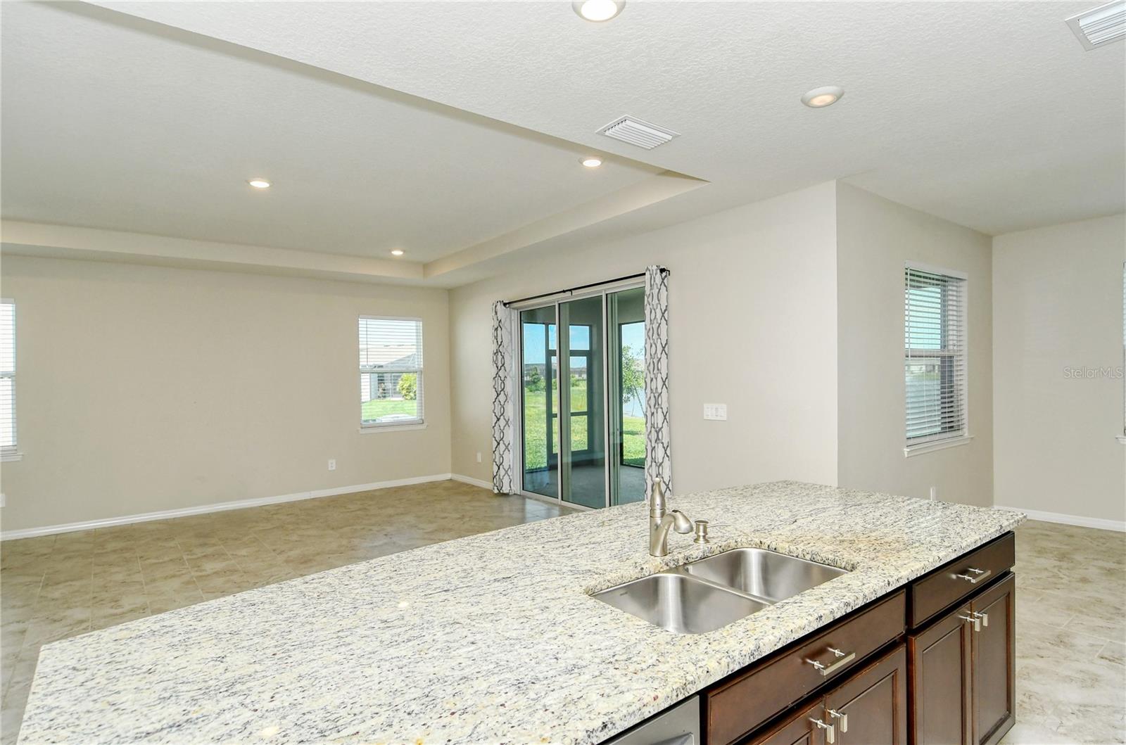 SOLERA AT LAKEWOOD RANCH - Residential Lease