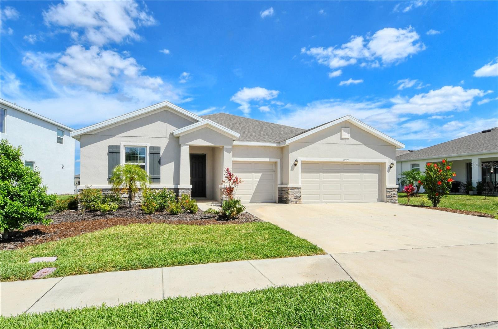 SOLERA AT LAKEWOOD RANCH - Residential Lease