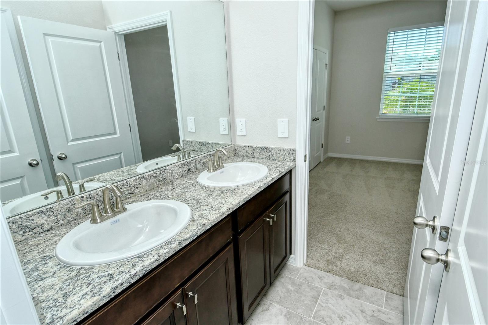 SOLERA AT LAKEWOOD RANCH - Residential Lease