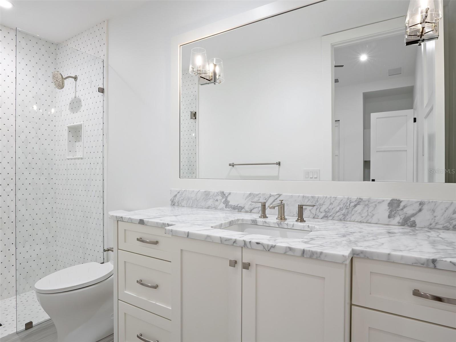 ISLEWORTH - Residential