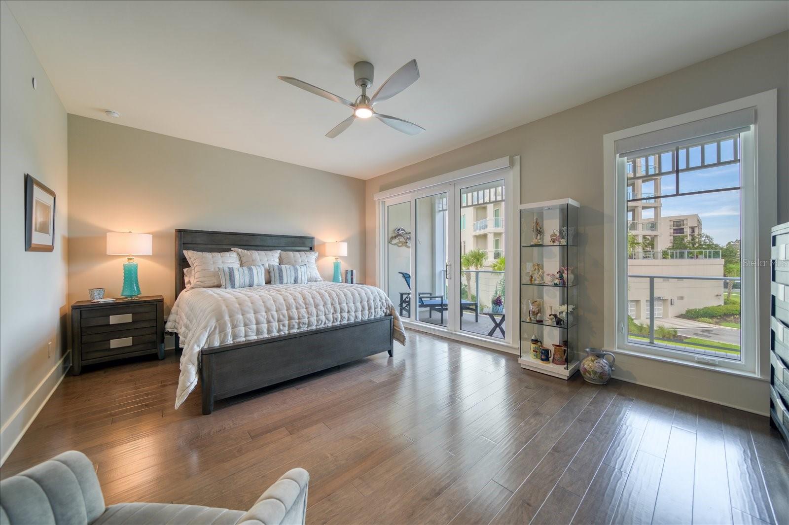 CARRIAGE HOMES AT BELLEVIEW PLACE CONDO - Residential