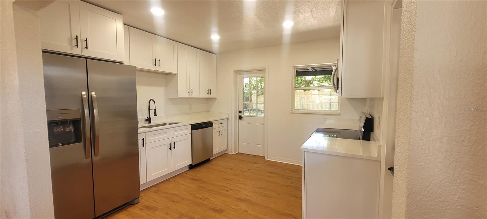 APOLLO BEACH UNIT 1 PT 2 - Residential