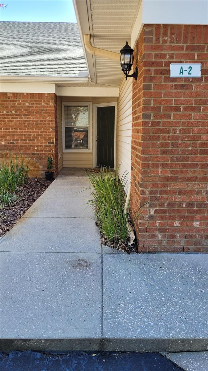 This 3 bedroom and 2 bath condo is light and bright with an open floor is a must see! Located in a quiet gated community with amenities. Some of the great amenities include is lighted basketball courts, tennis courts, fitness center and pool. Only 12 minutes away from the Oaks mall and North Florida Hospital and minutes away from Tioga Town Center. New Dishwasher installed and Freshly Painted December 2022. This is ready to move in.