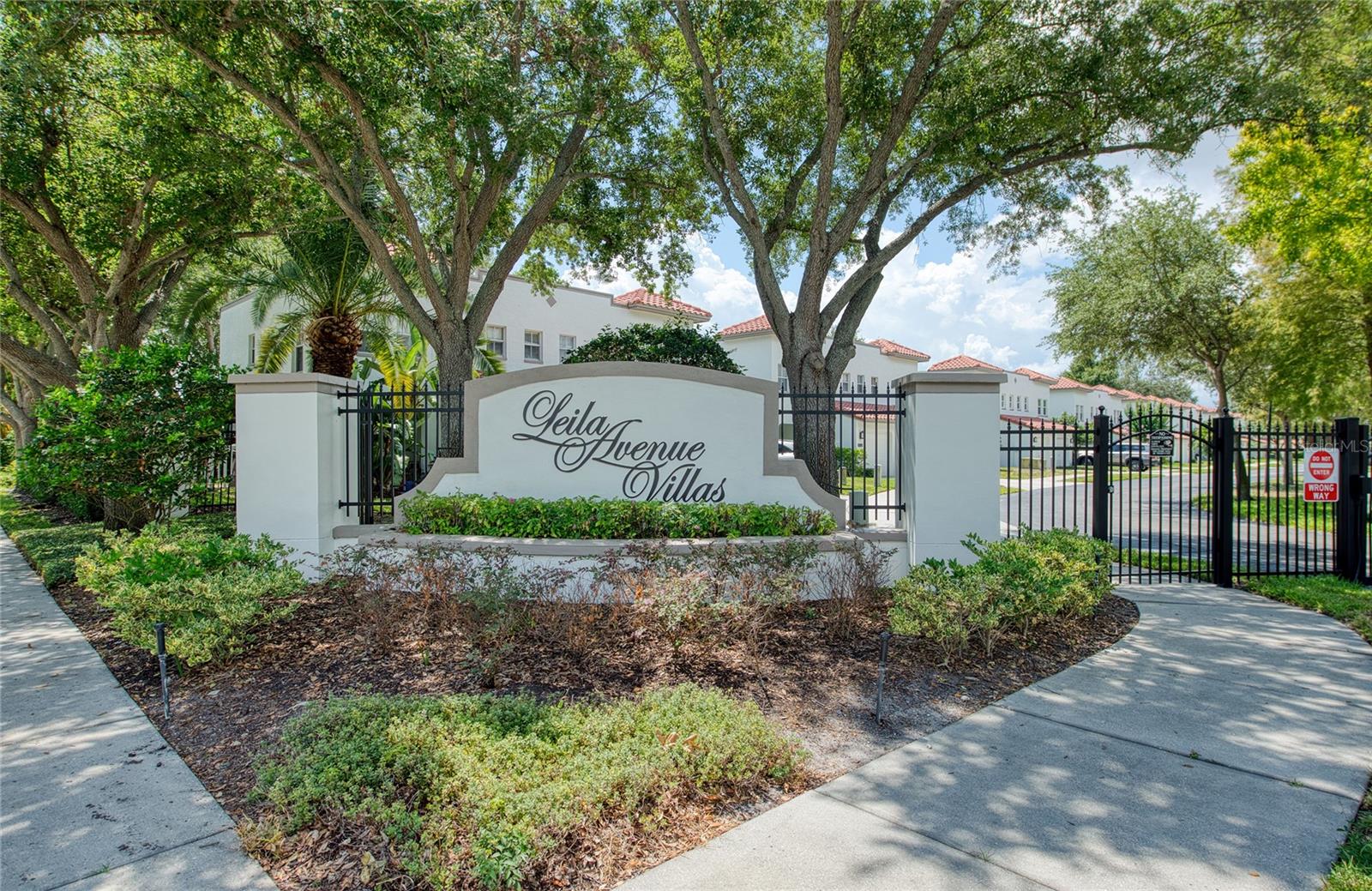 LEILA AVE VILLAS - Residential