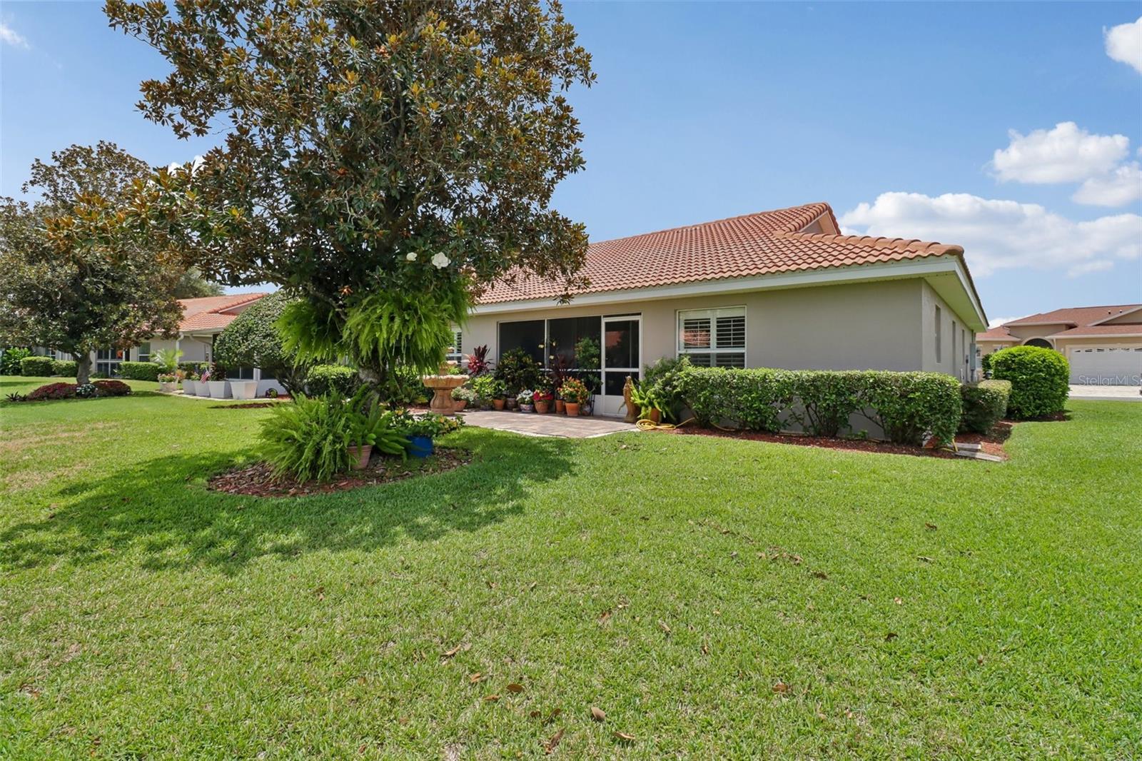 LAKESIDE LANDINGS - Residential