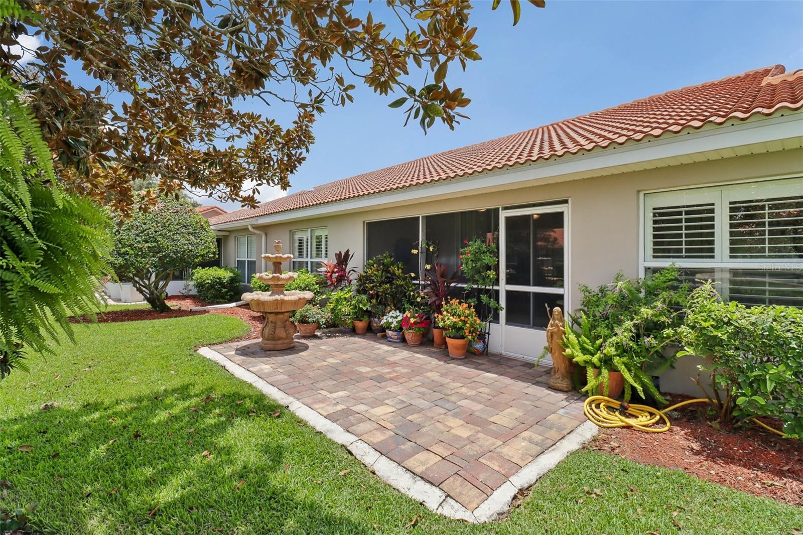 LAKESIDE LANDINGS - Residential