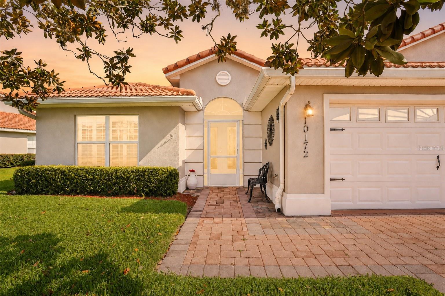 LAKESIDE LANDINGS - Residential