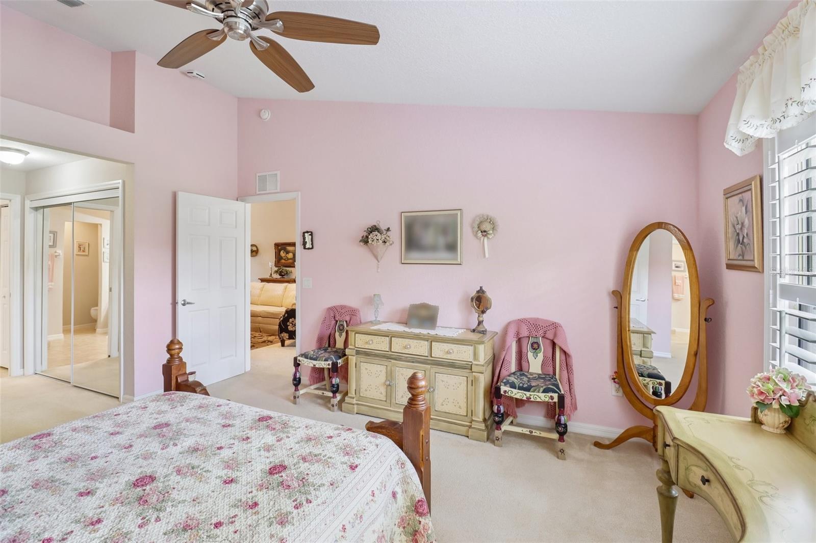 LAKESIDE LANDINGS - Residential