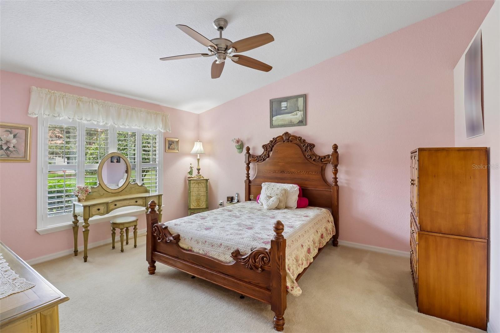 LAKESIDE LANDINGS - Residential