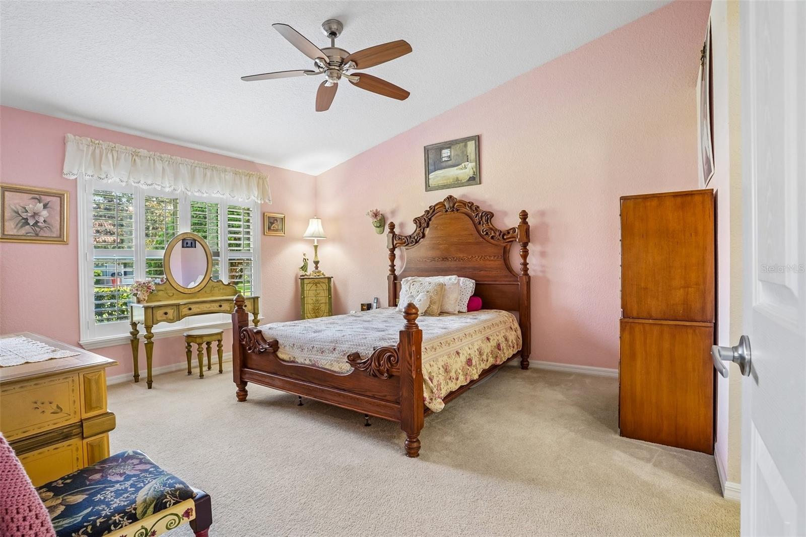 LAKESIDE LANDINGS - Residential