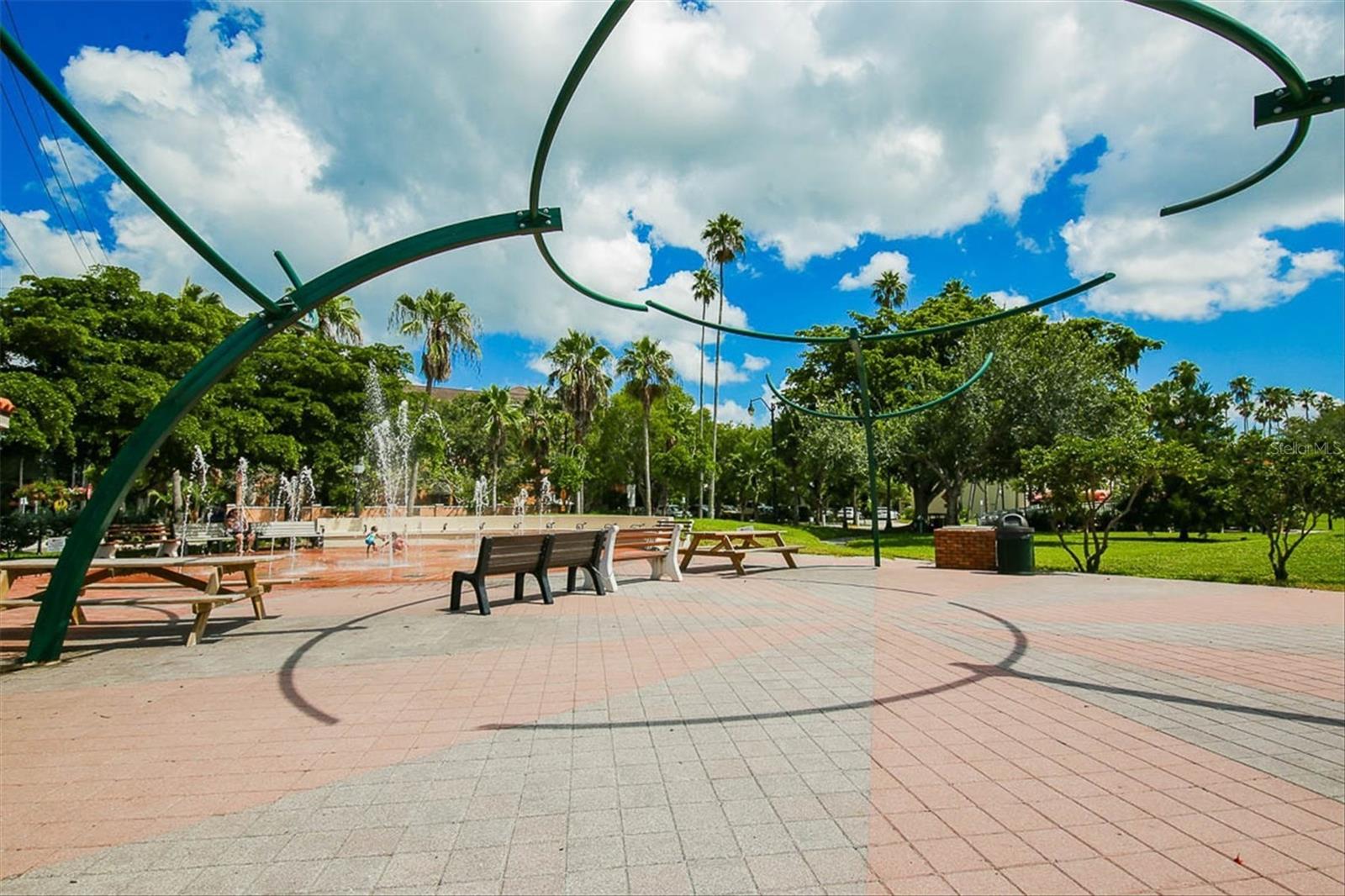 SUTTON PLACE - Residential