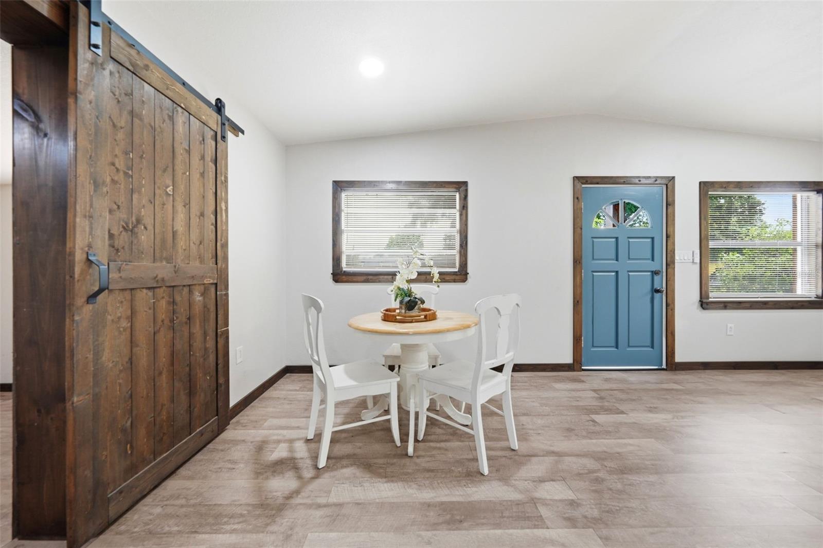 PEACH LAKE MANOR - Residential