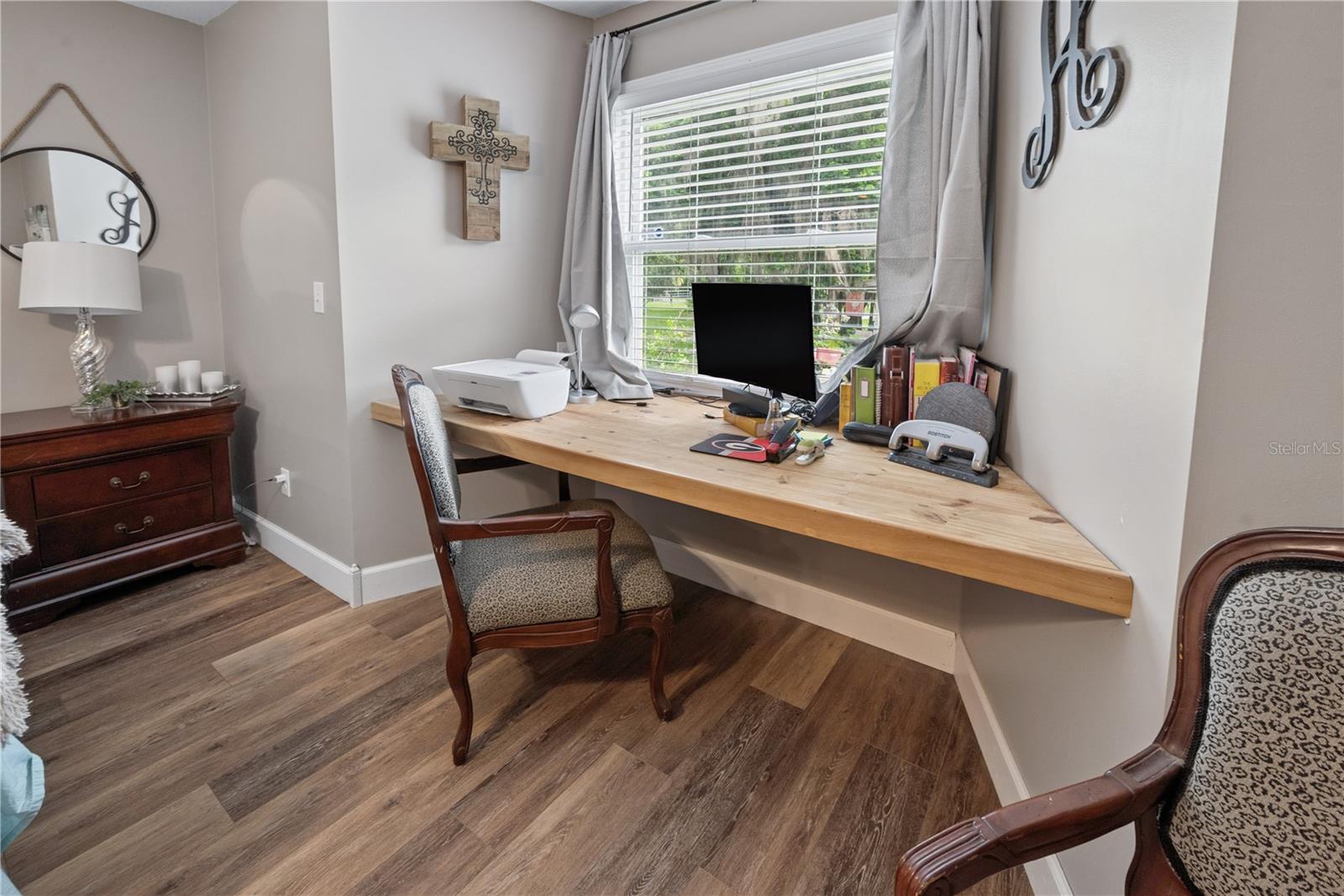 CROSBY LAKE - Residential