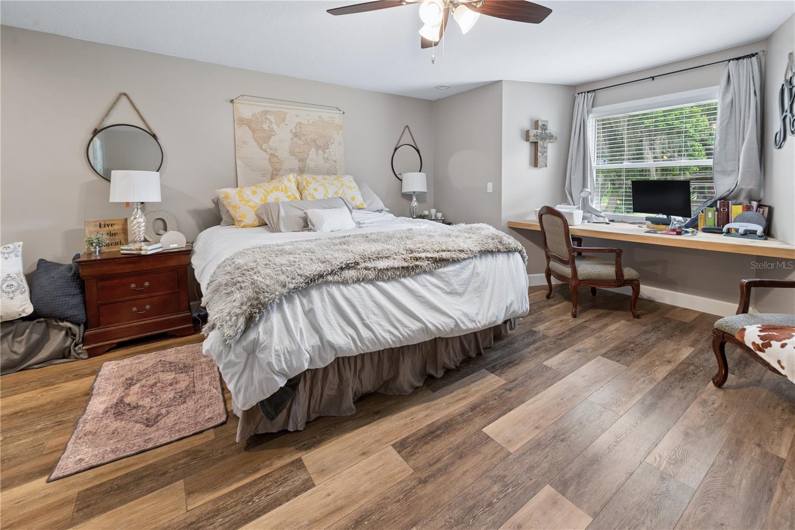 CROSBY LAKE - Residential