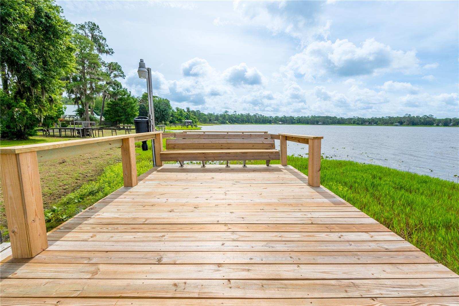CROSBY LAKE - Residential