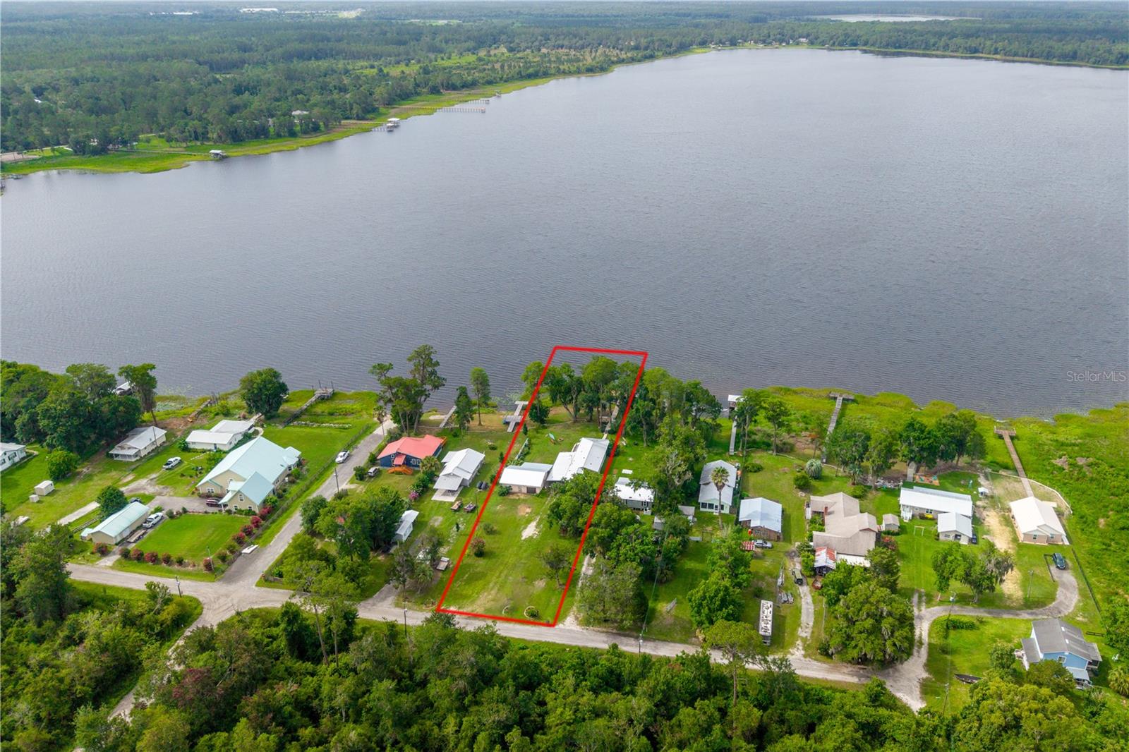 CROSBY LAKE - Residential