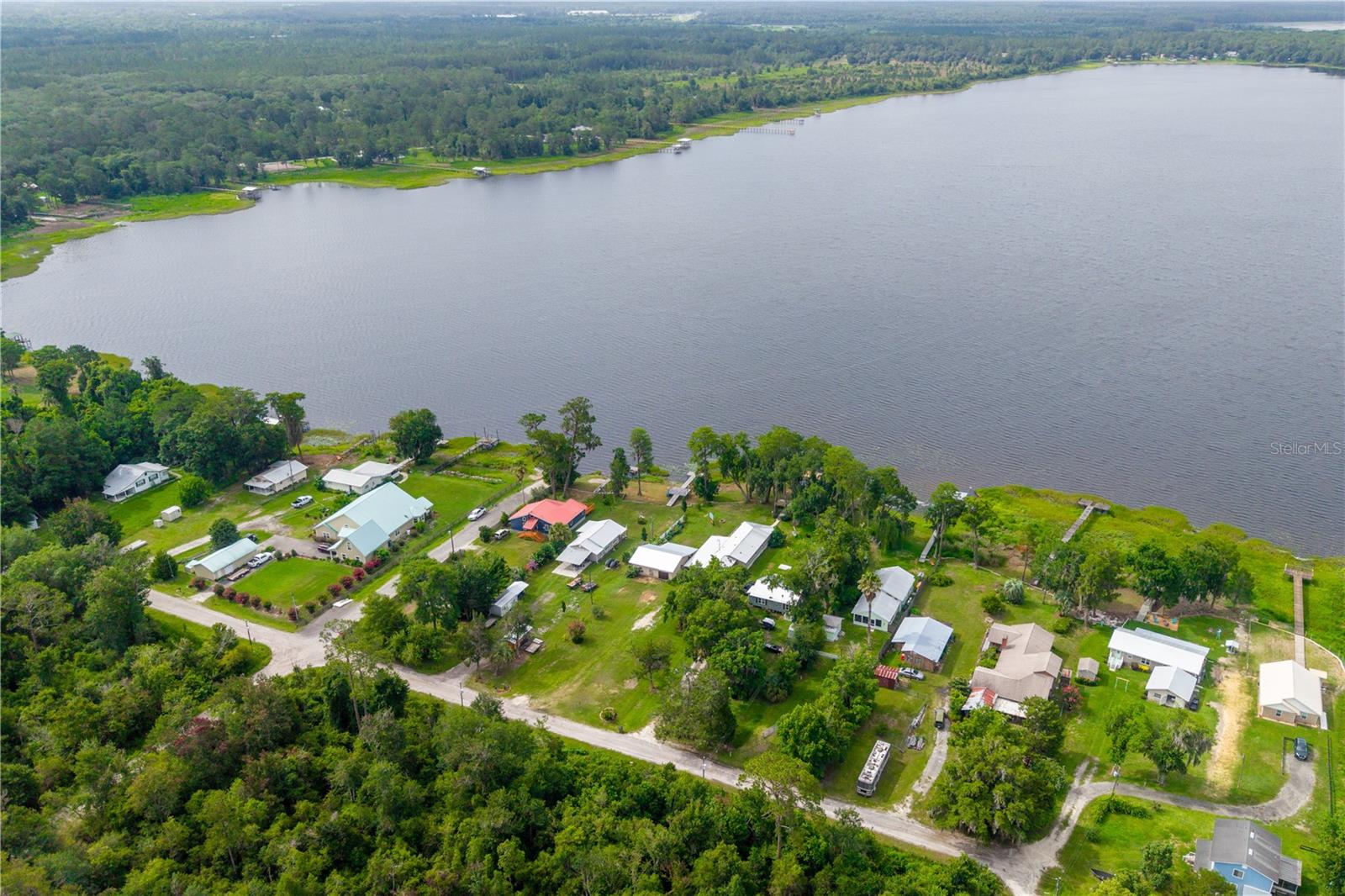 CROSBY LAKE - Residential