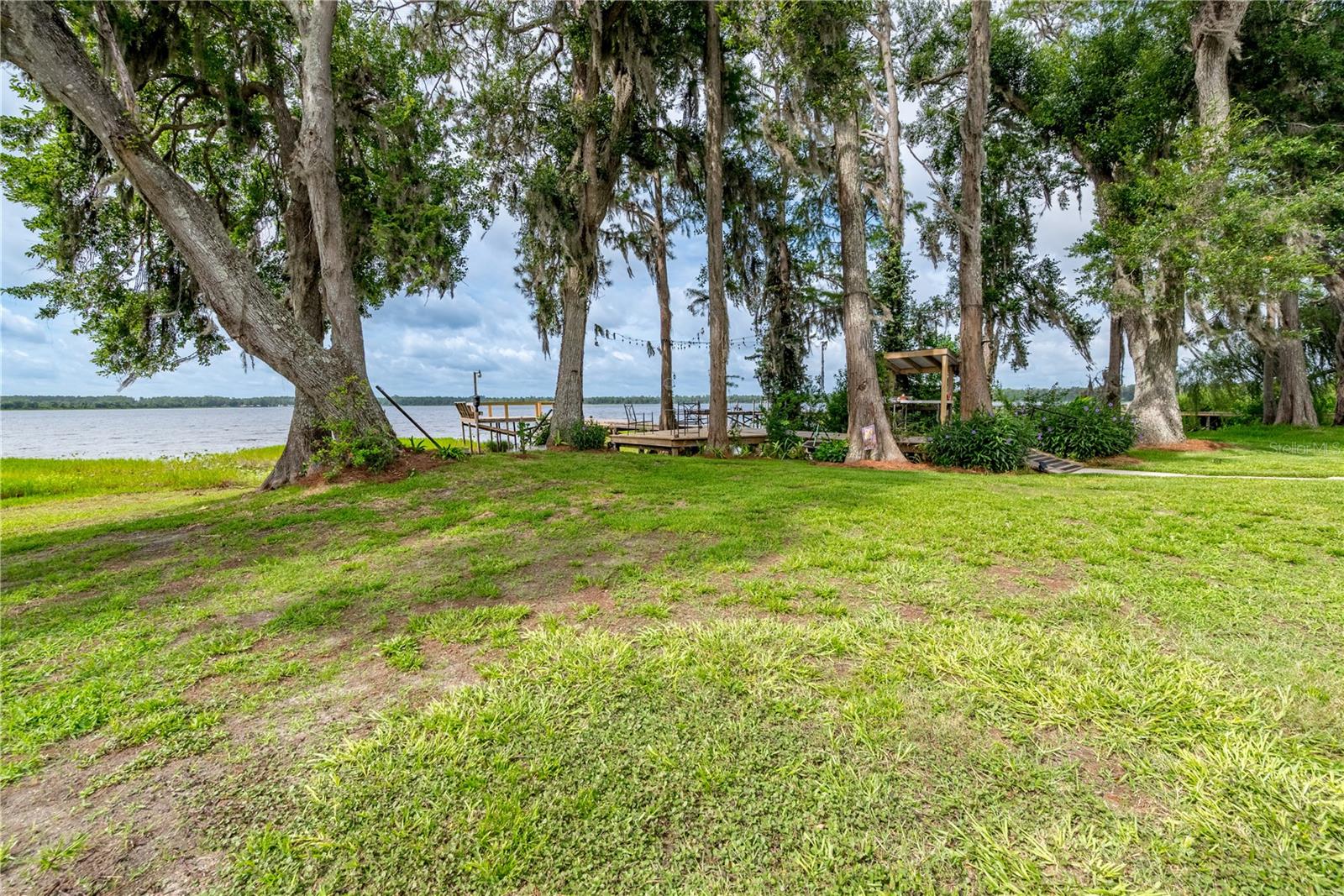CROSBY LAKE - Residential