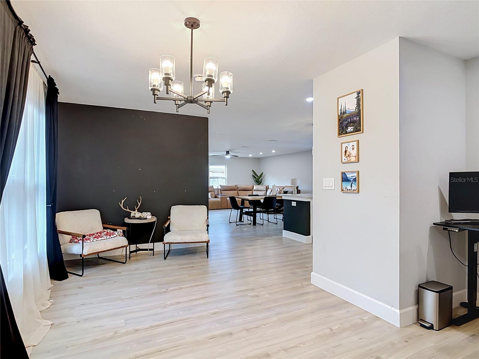 TEALWOOD COVE FIRST ADD - Residential