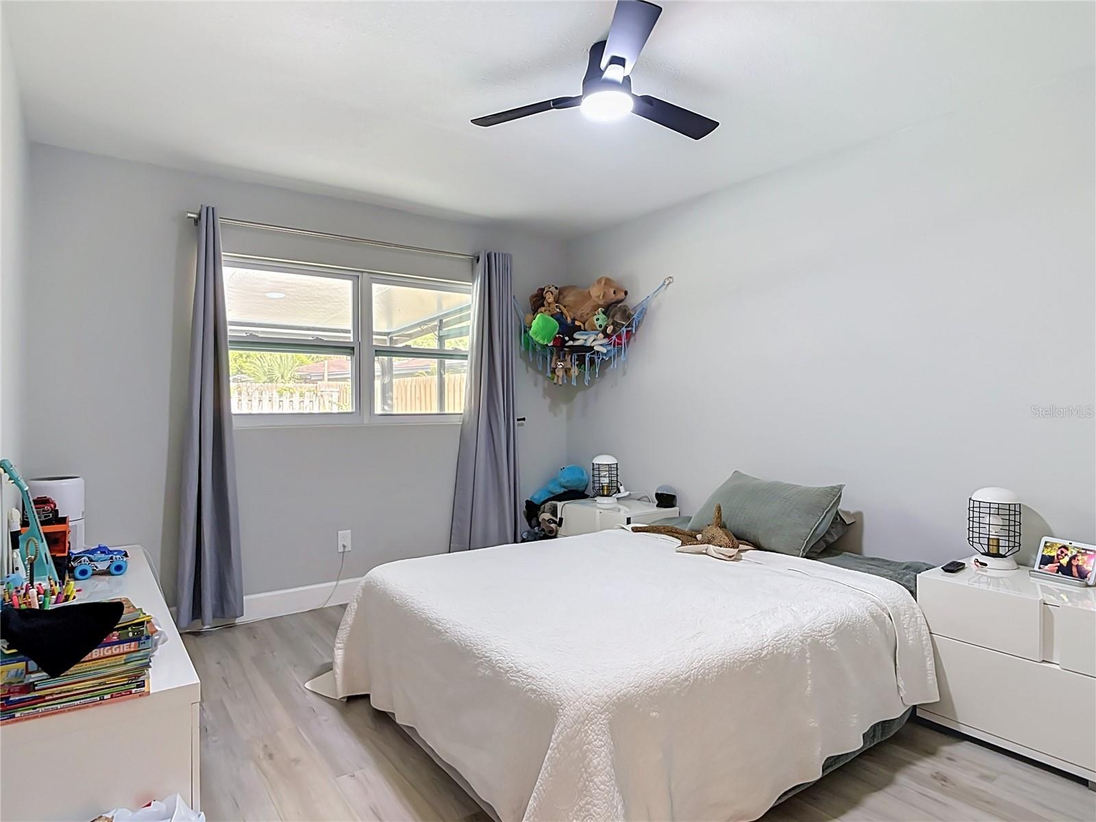 TEALWOOD COVE FIRST ADD - Residential