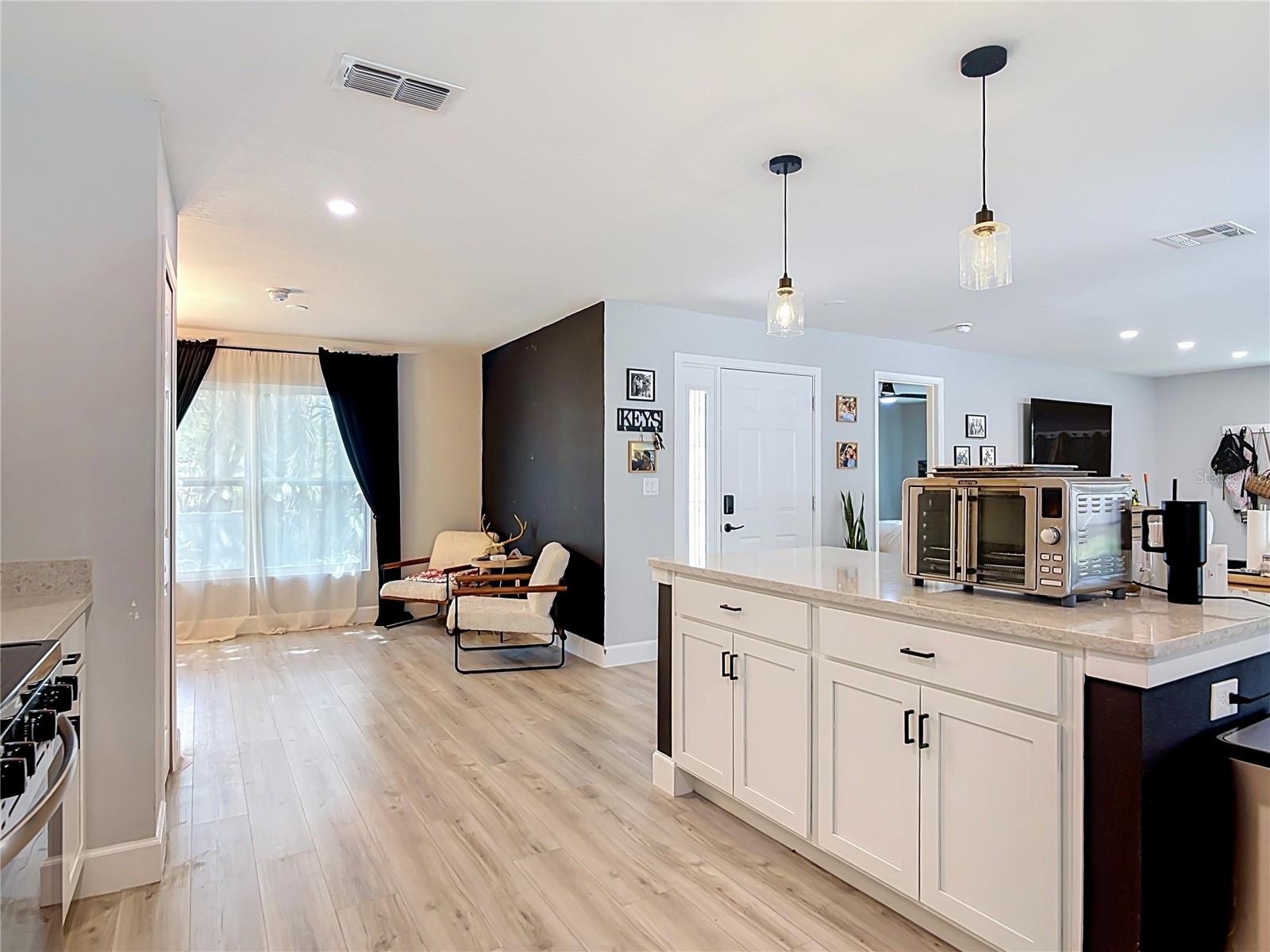 TEALWOOD COVE FIRST ADD - Residential