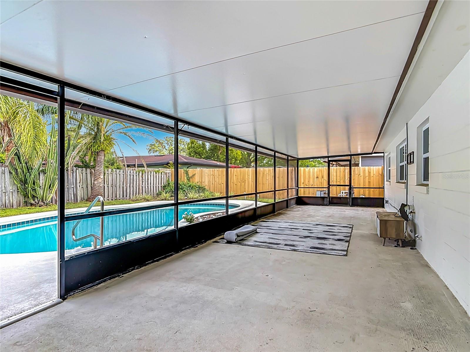 TEALWOOD COVE FIRST ADD - Residential
