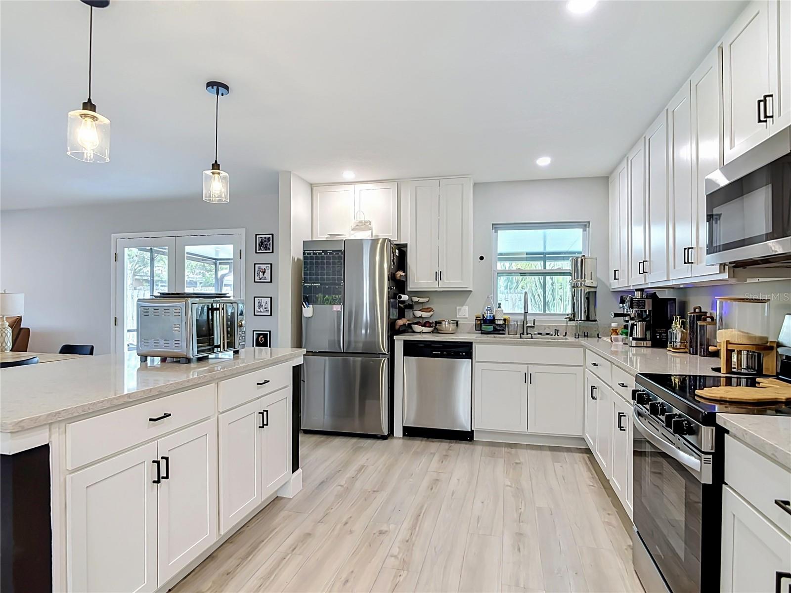 TEALWOOD COVE FIRST ADD - Residential