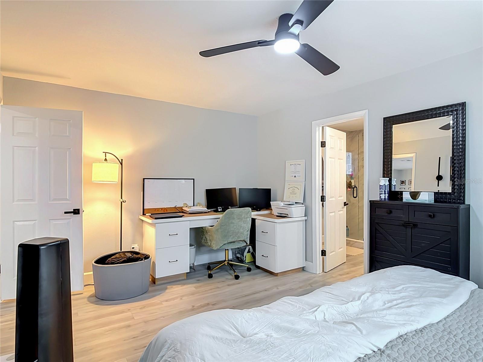 TEALWOOD COVE FIRST ADD - Residential