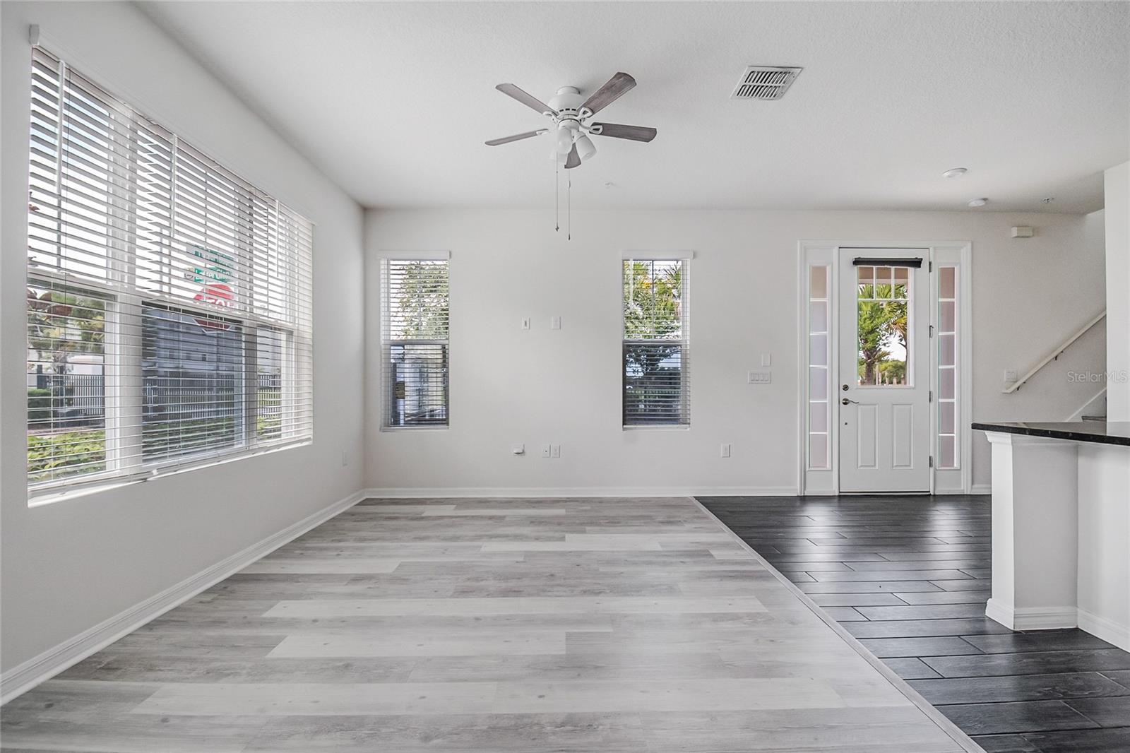 RANDAL WALK - Residential