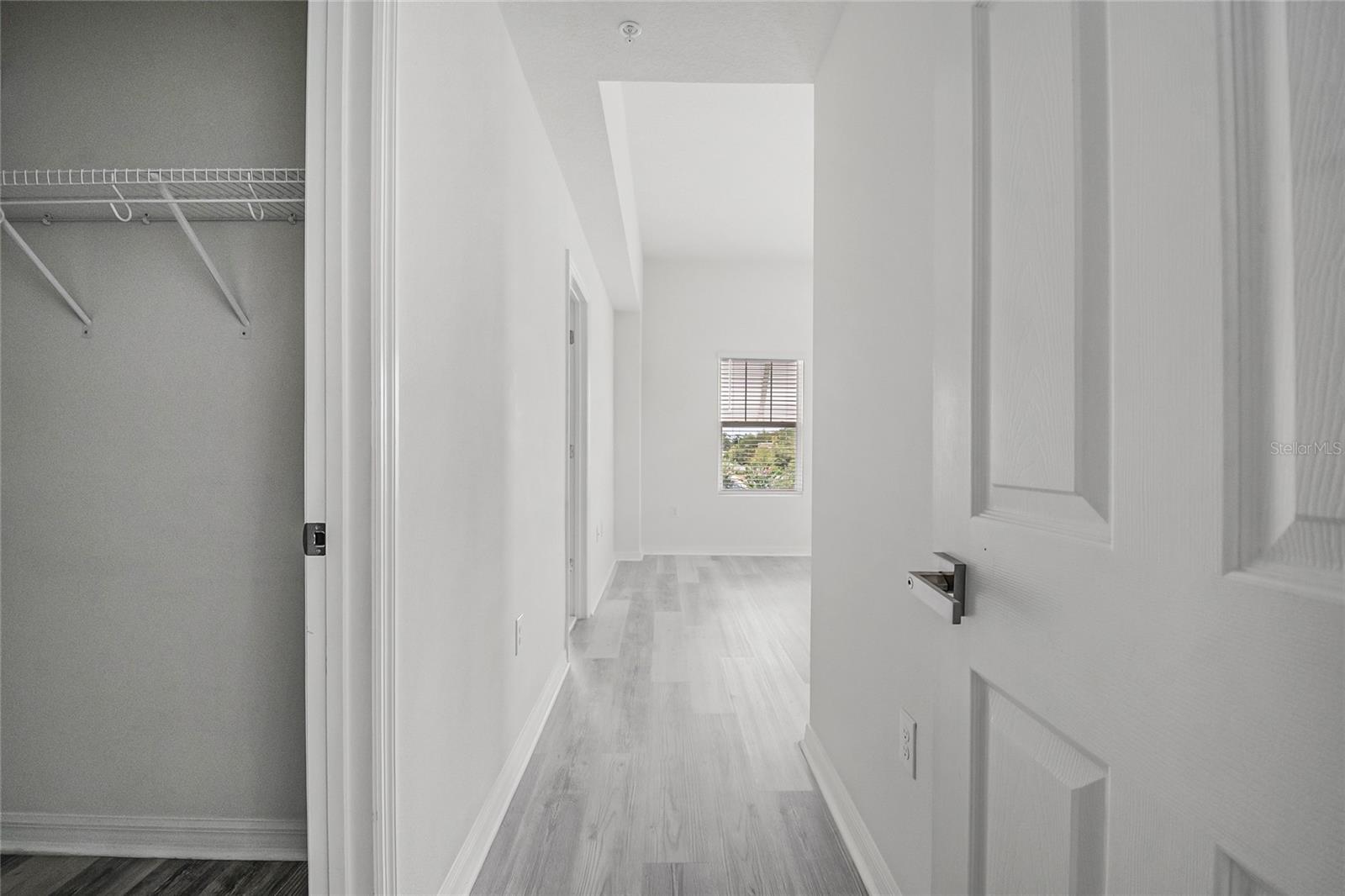 RANDAL WALK - Residential