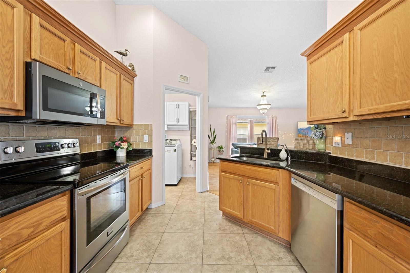 WELLINGTON AT SEVEN HILLS PH5D - Residential