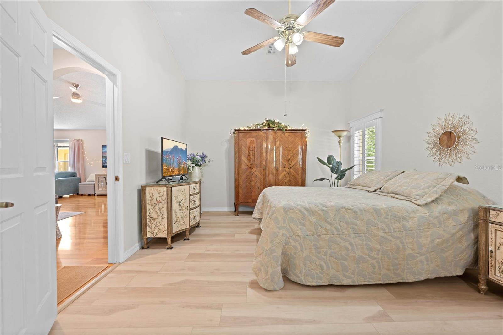 WELLINGTON AT SEVEN HILLS PH5D - Residential