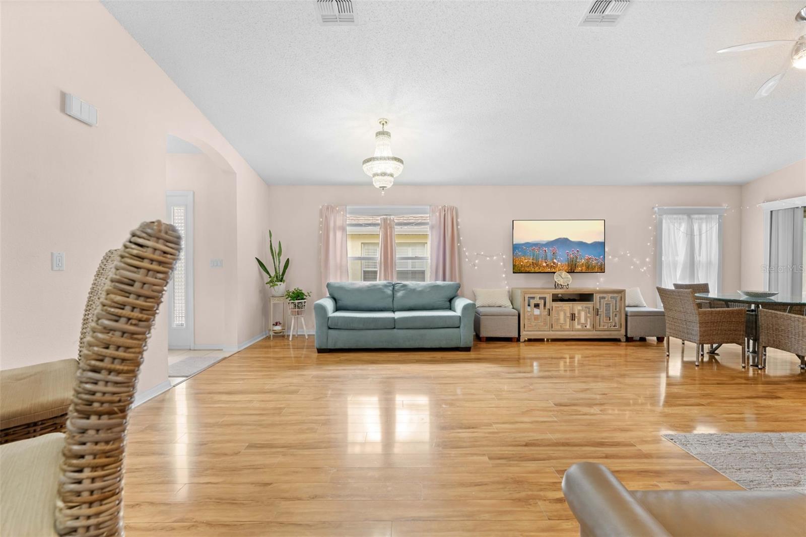 WELLINGTON AT SEVEN HILLS PH5D - Residential