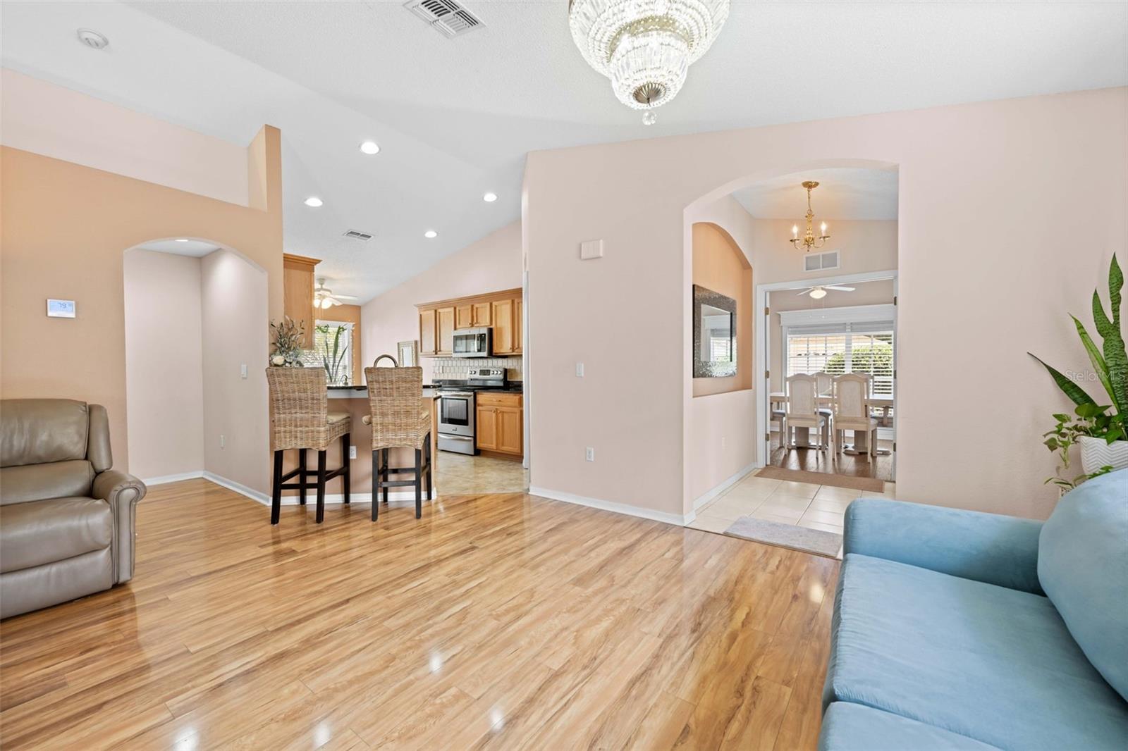 WELLINGTON AT SEVEN HILLS PH5D - Residential