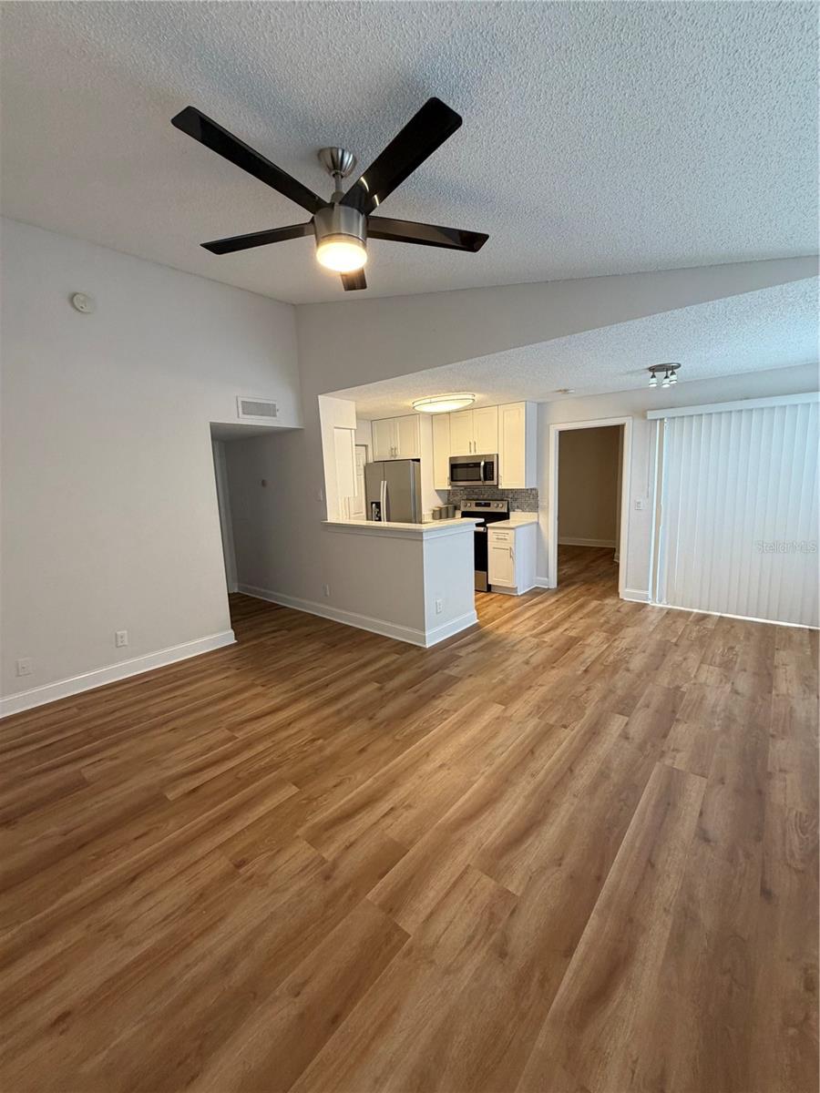 LEXINGTON PLACE CONDOMINIUM - Residential Lease